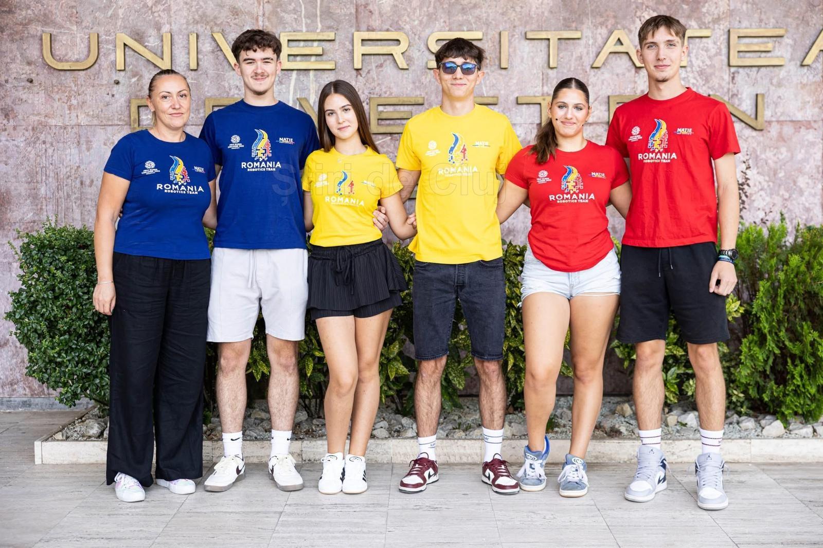 elevi robotica stiridecluj 1.jpg