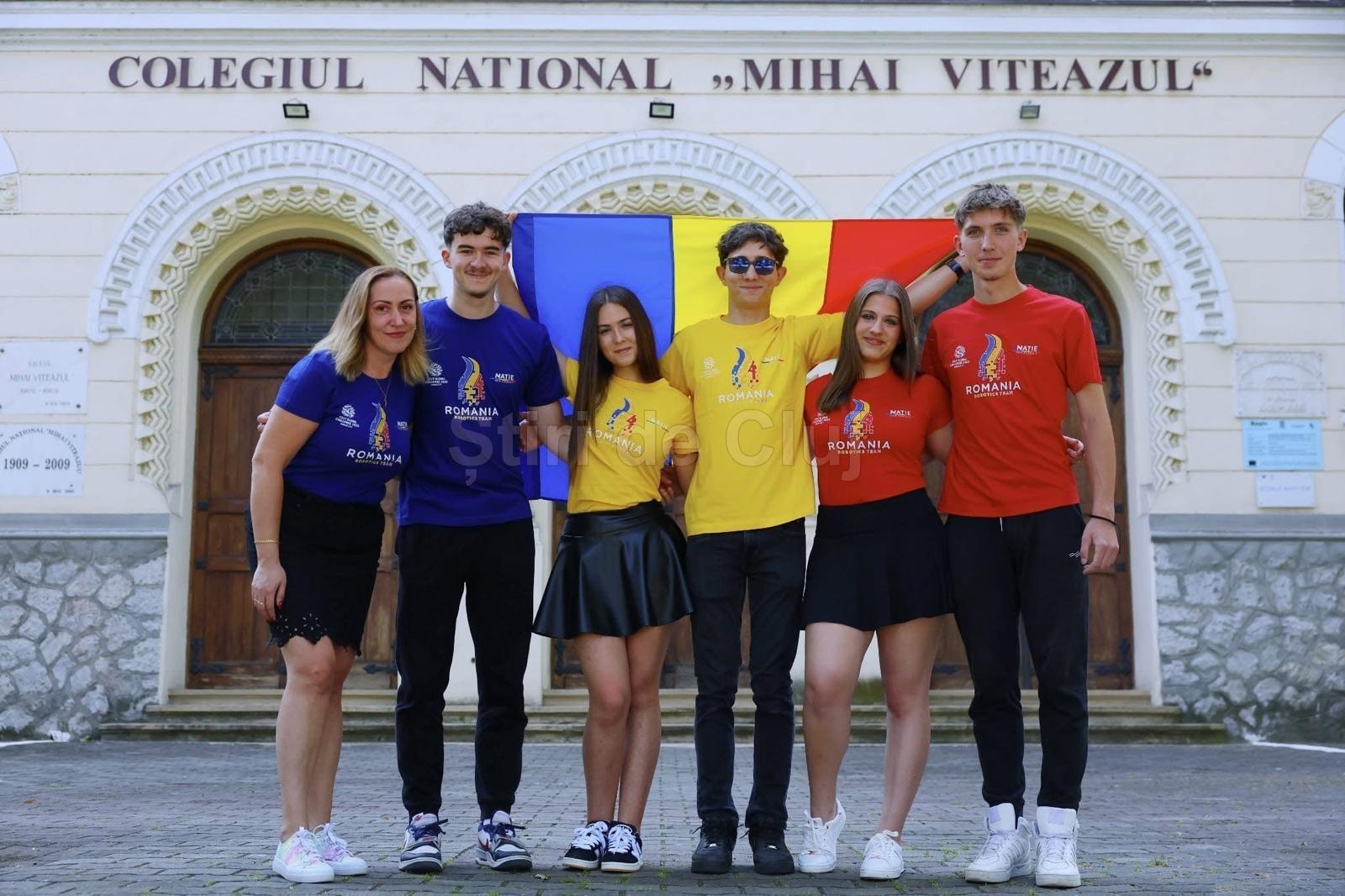 elevi robotica stiridecluj 2.jpg