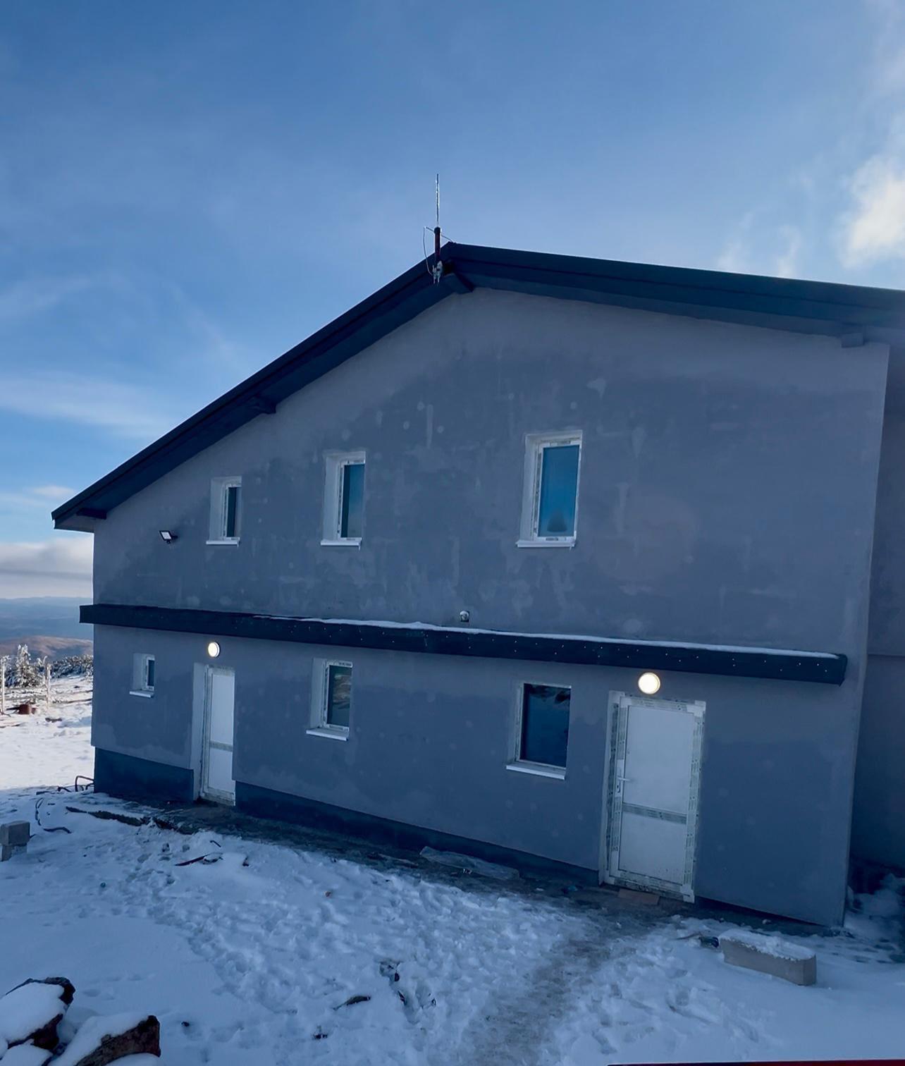 594576104_1271000795059220_5159623206820527655_n (1).jpg