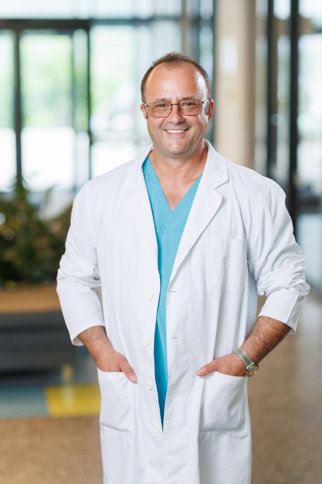 Dr. Radu Motocu.jpeg