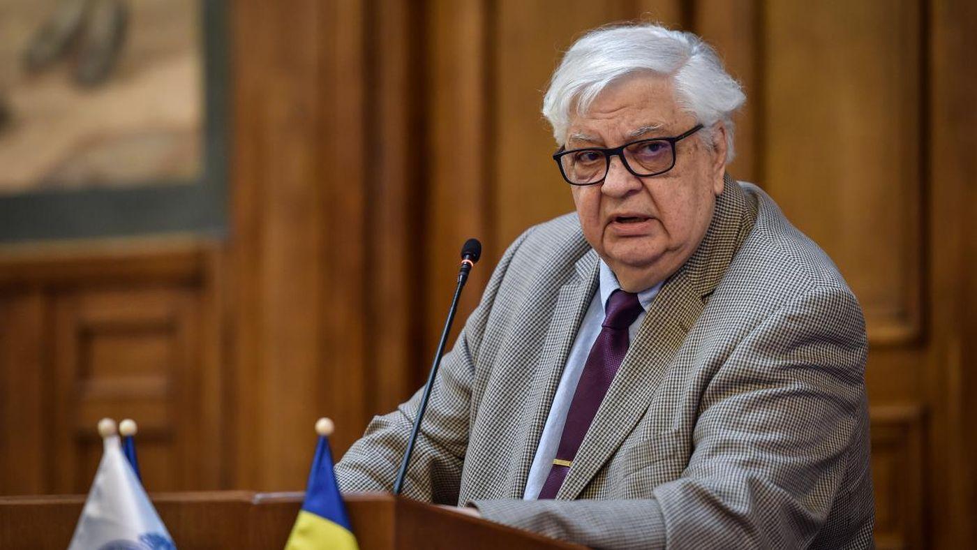 profesorul cosea.jpg