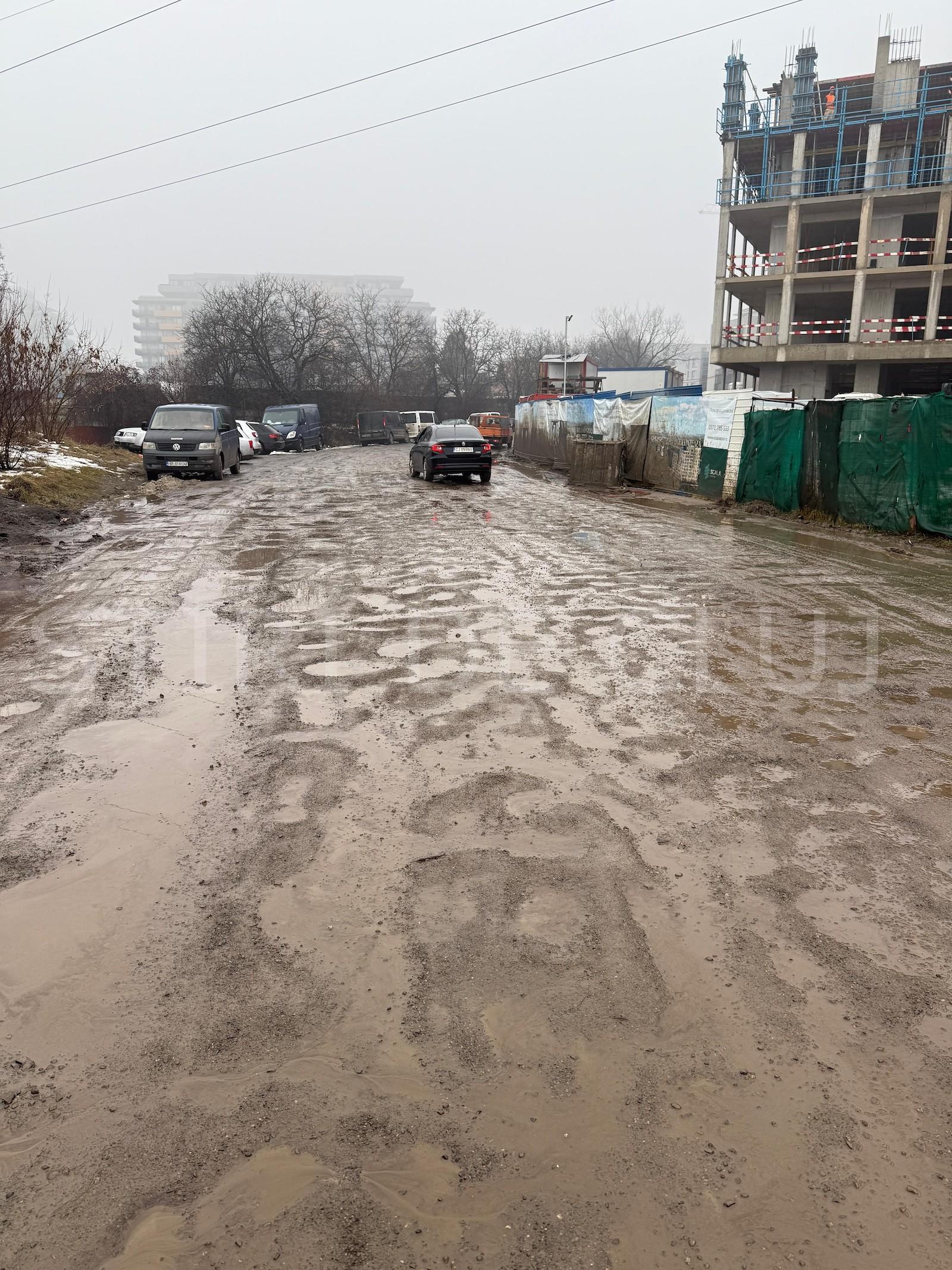 Photo Soporului drum pt pietoni si masini.jpg