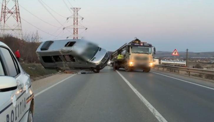 microbuz ridicat.JPG