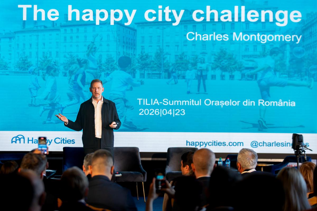 Charles Montgomery (1).jpg