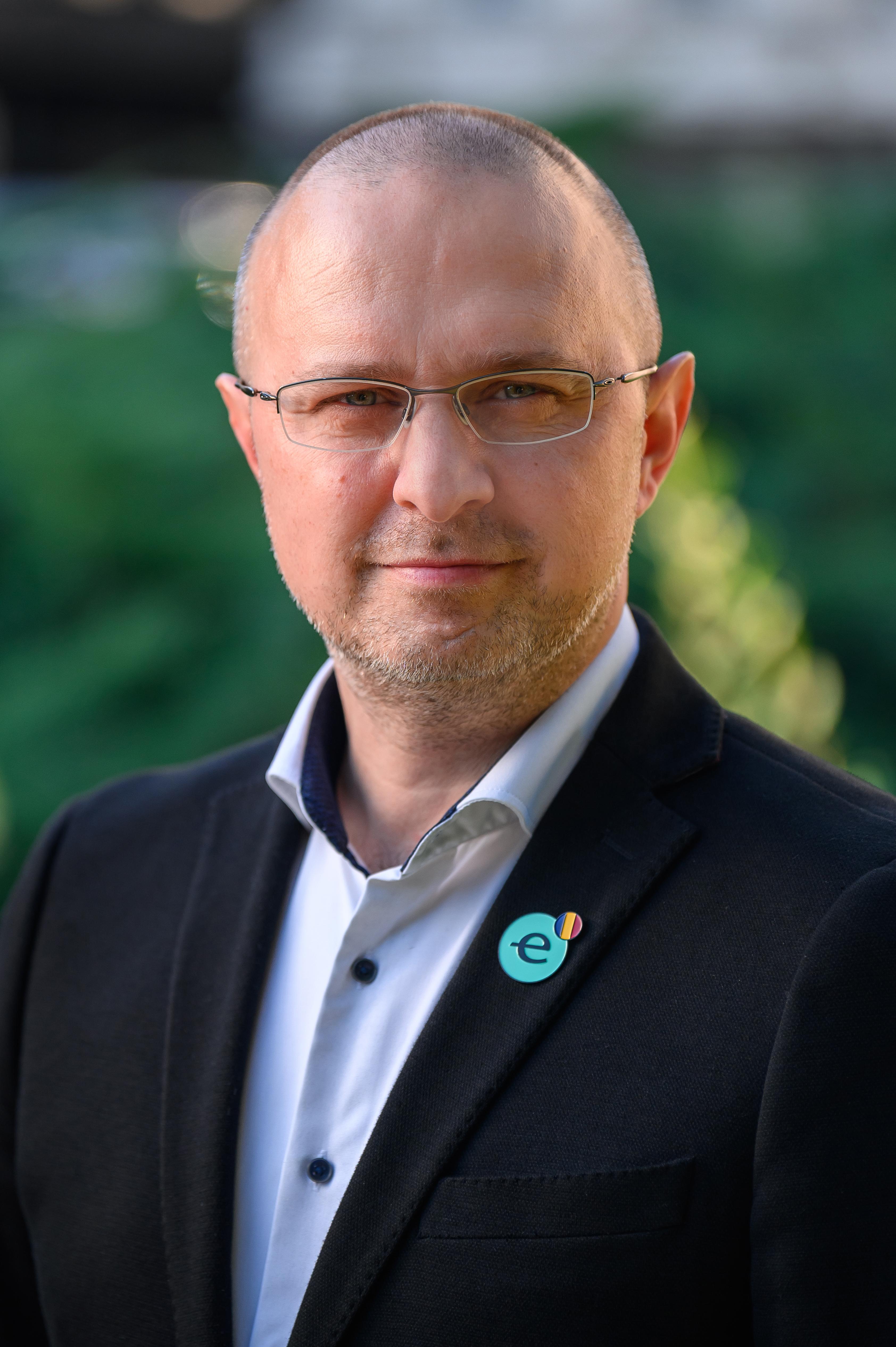 Mihnea Craciun_Endeavor Romania.JPG