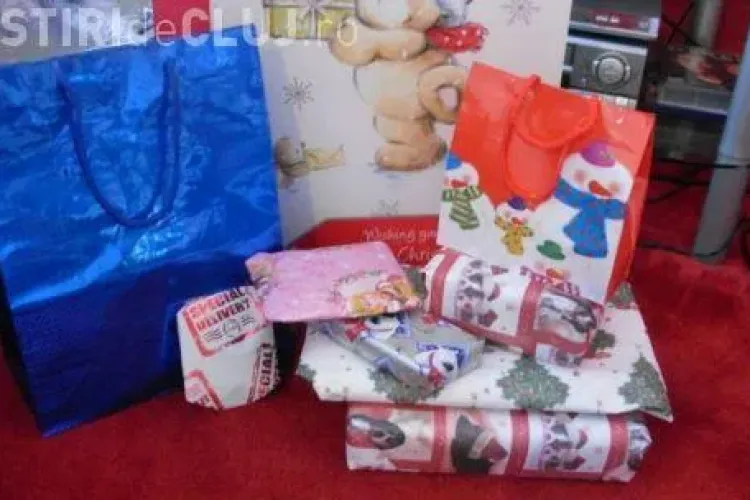 De vanzare pe eBay: "Opt cadouri nedeschise de la prietenul meu, care ma inseala"