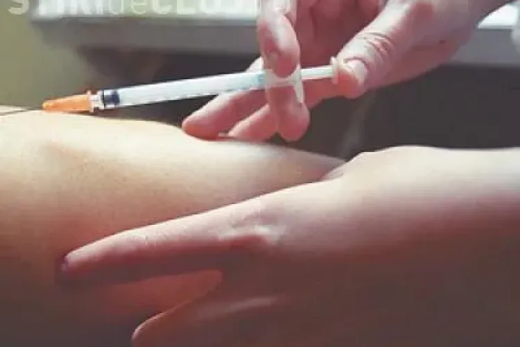 Un medic clujean, care si-ar fi  facut  vaccin contra gripei AH1N1, a murit in propria casa