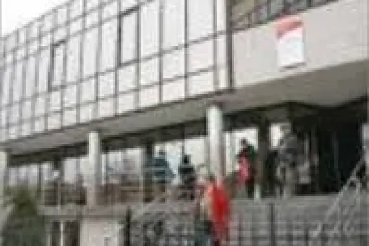 Birourile EON Gaz au fost desigilate de OPC 