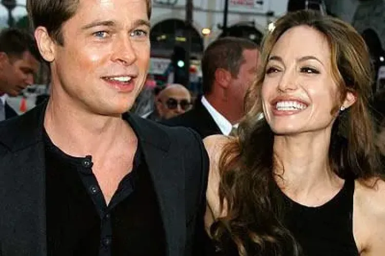 Brad si Angelina divorteaza, relateaza revista britanica Now. 