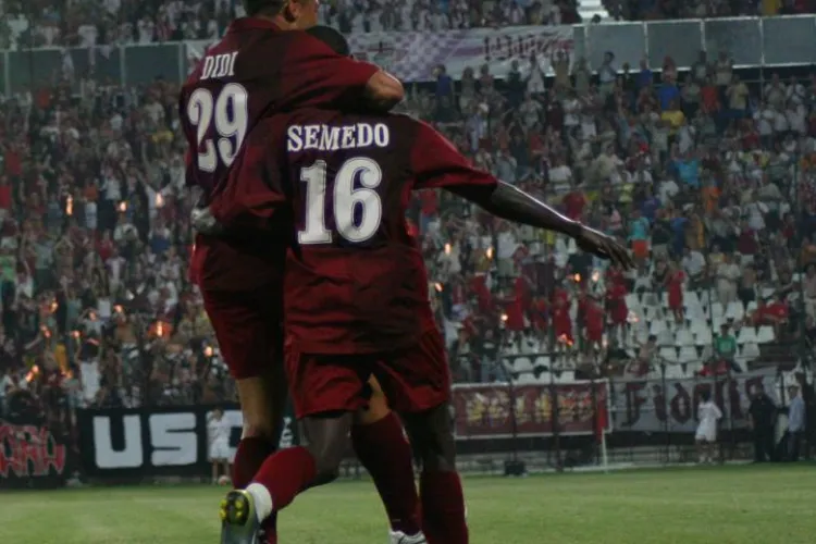 CFR Cluj joaca azi pentru primul loc in campionat