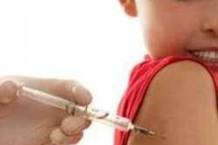 Elevii clujeni refuza vaccinul impotriva AH1N1