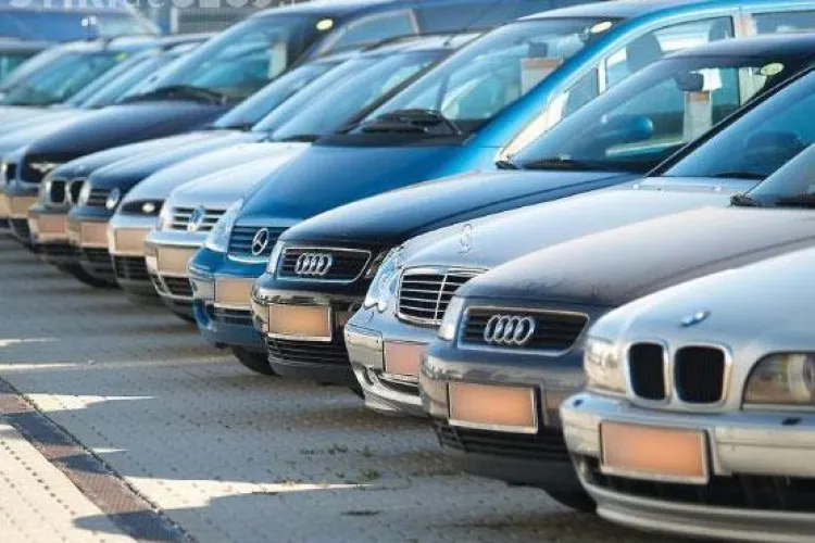 Clujenii se inghesuie sa cumpere de sarbatori masini din Occident