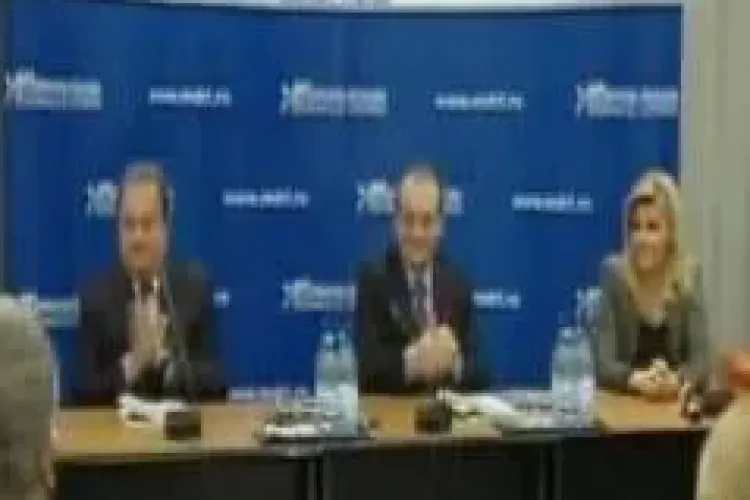 Gafa zilei: Boc i-a spus Elenei Udrea "domnule ministru"-VIDEO