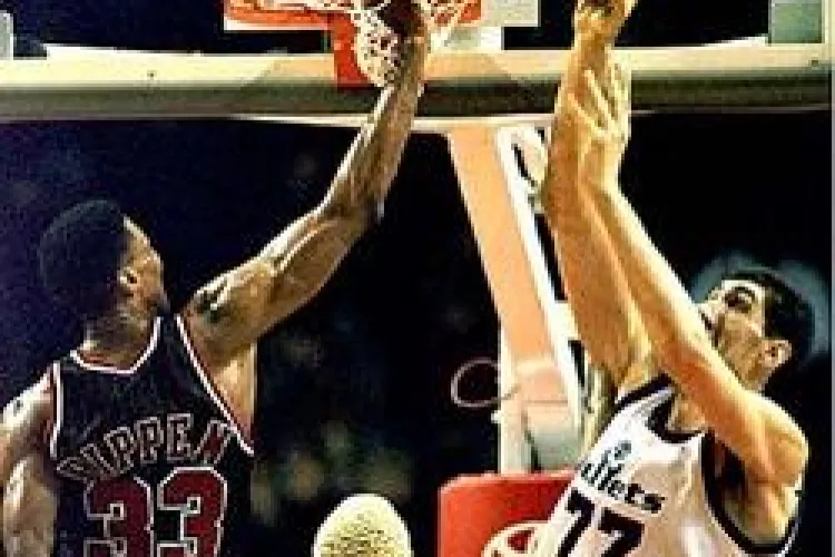 Ghita Muresan, actor in ultima reclama Vodafone, alaturi de Dan Balan, ex Ozone -VIDEO