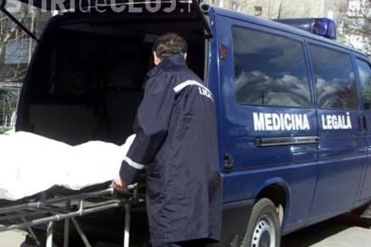 O angajata a IML Cluj cercetata de politisti pentru a furat, in ultimii doi ani, peste 200.000 de lei din salariile colegilor