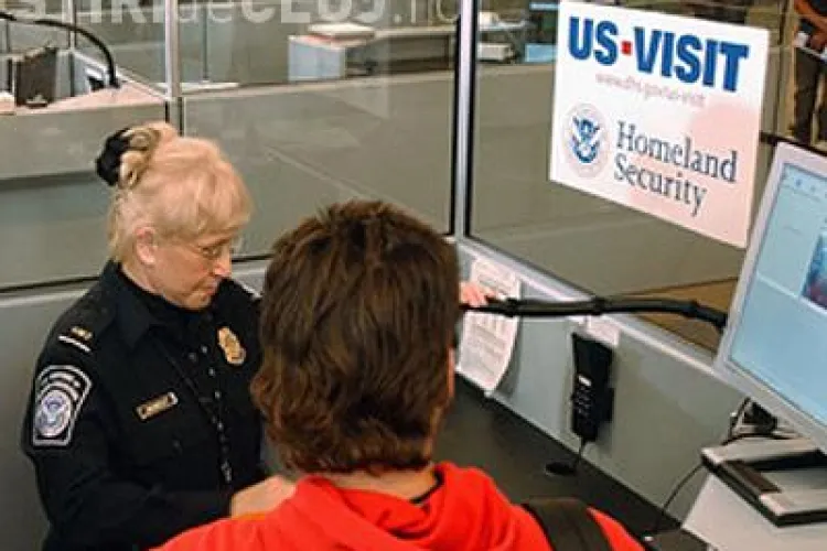 Romanii vor primi vize pentru SUA, doar daca economia va creste