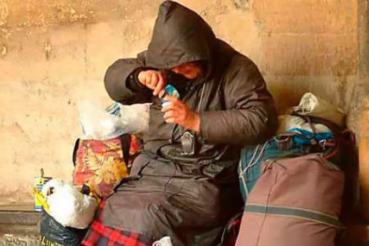 Sase clujeni au fost luati de pe strada de Ambulanta Cluj dupa ce au fost la limita hipotermiei