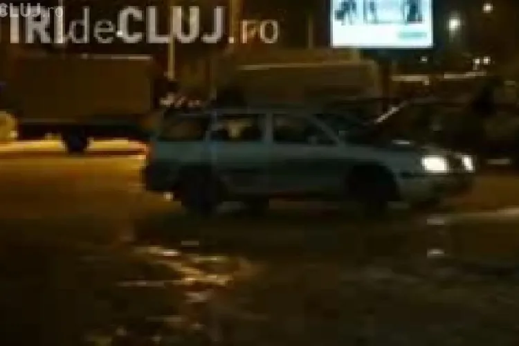 Drifting pe gheata la Sala Sporturilor din Cluj - Vezi VIDEO