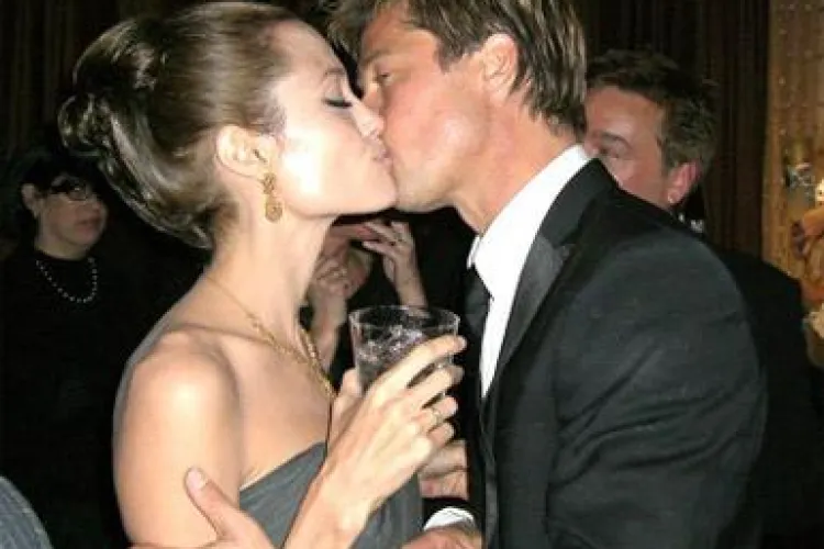 Brad Pitt si Angelina Jolie dau in judecata ziarul care a anuntat primul despartirea lor