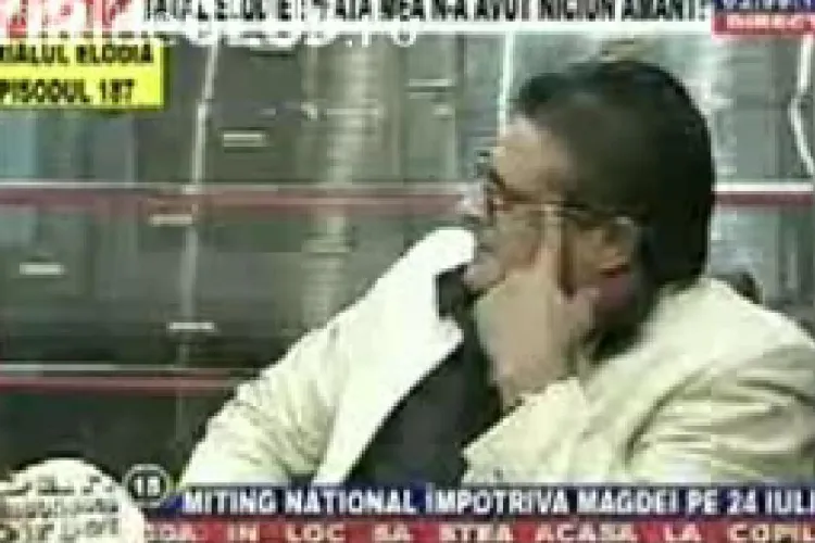 Tom Baran, protestatarul de la Olimpiada de Engleza din Cluj, a facut scandal si la Dan Diaconescu - VIDEO