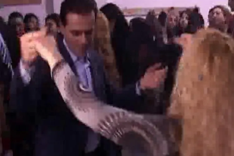 Ludovic Orban a dansat pe rupte la trei petreceri de ziua indragostitilor organizate la Cluj, in comuna Bontida - VIDEO