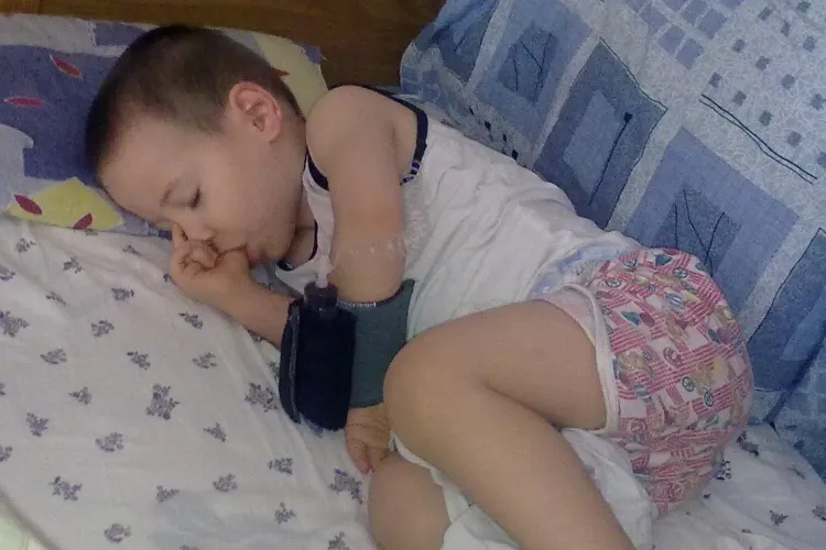 Salvati-l pe Andu! Are doar patru ani si vrea sa traiasca! - VIDEO