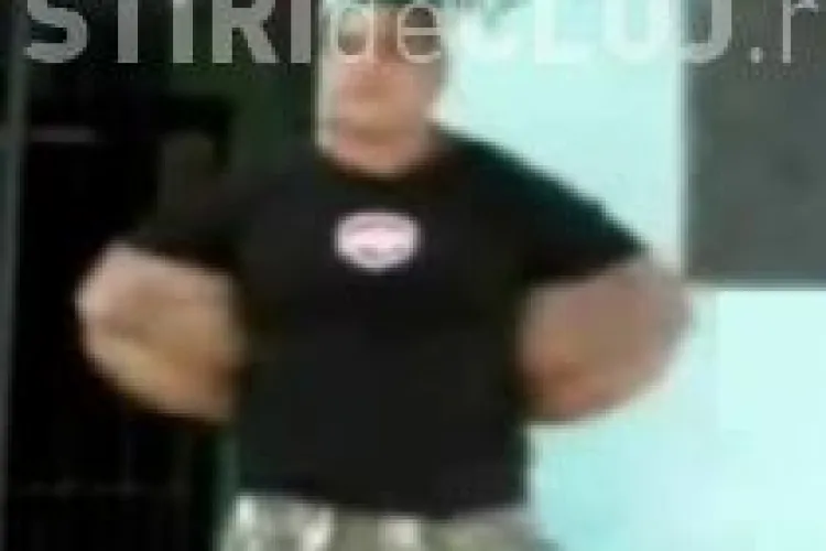 I-au explodat muschii, dupa ce si-a injectat bratele - VIDEO -  Imagini socante