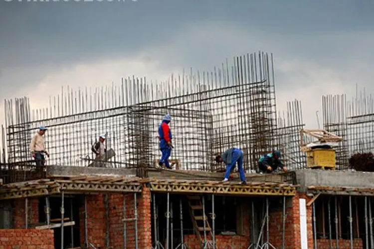 Amenzi de 25.000 de lei pentru patronii clujeni care isi tin angajatii in frig