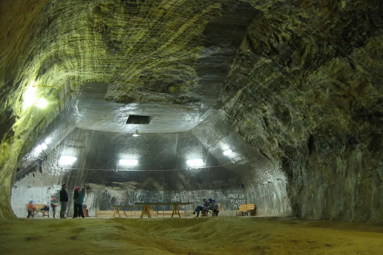 Salina Turda va fi inaugurata la 10,30