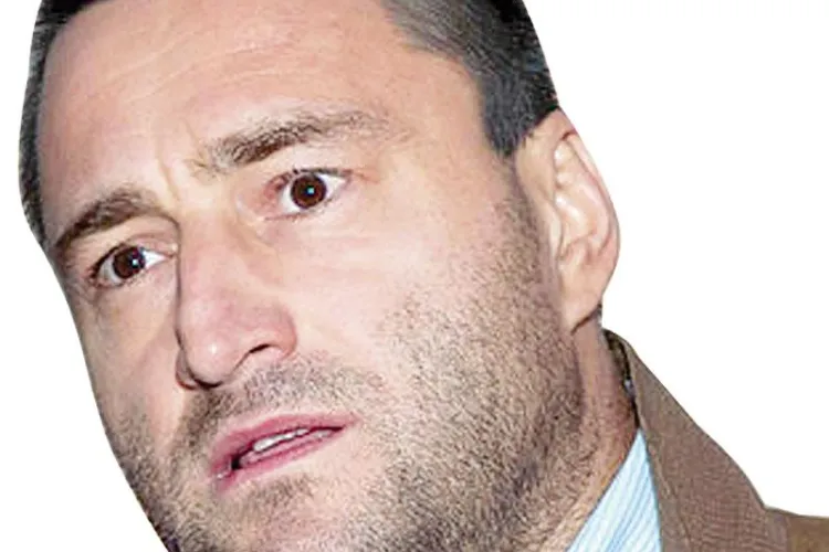 Firma Romstrade, care vrea sa construiasca pista de 3.500 de metri de la Cluj, este specializata in afaceri cu statul