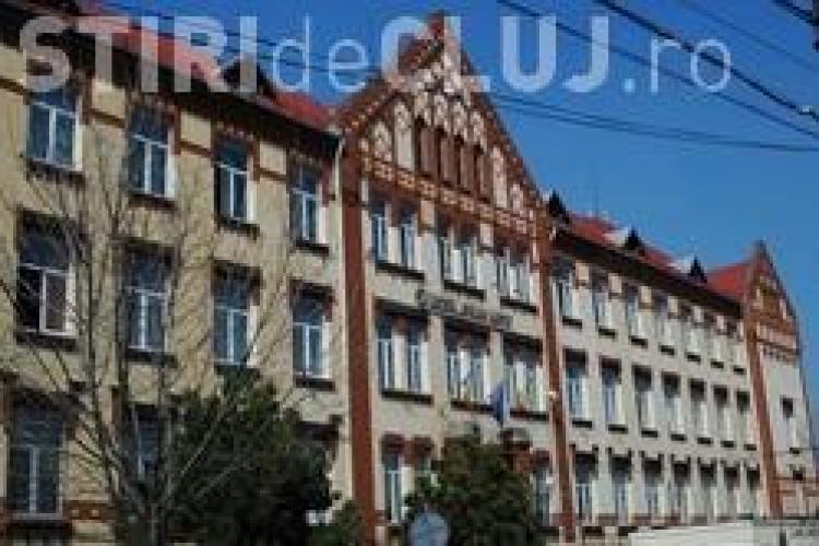 Liceul Avram Iancu din Cluj este incalzit cu calorifere electrice pentru ca centrala termica e pe "butuci"