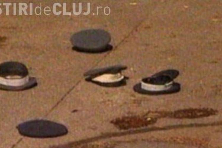 Gardienii din penitenciare si-au aruncat caschetele in curtea PDL Bucuresti - VIDEO