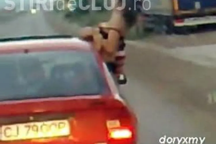 A iesit pe geamul masinii si si-a aratat sanii! O clujeanca a facut striptease pe DN 1C, in Apahida - VIDEO