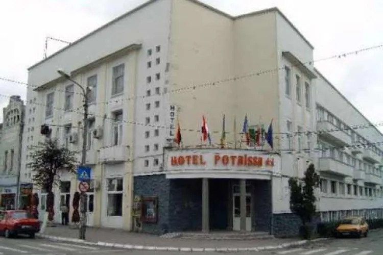 Salina Turda primeste astazi in administrare hotelul Potaissa! Aici vor fi cazati turistii straini si romani care viziteaza salina