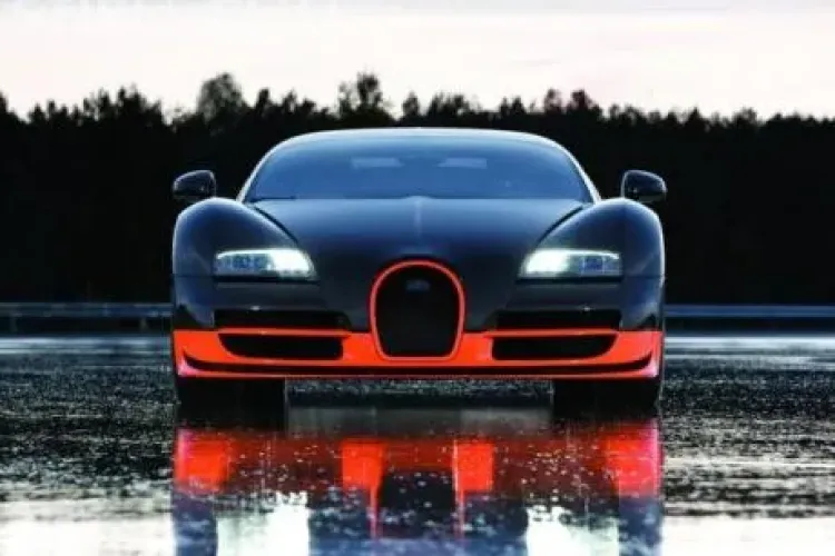 Noul Bugatti Veyron atinge 431 km/h si costa 2 milioane de euro - FOTO