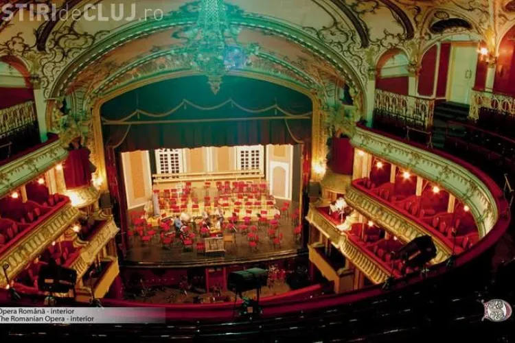 Greva de avertisment la Opera Nationala din Cluj! 100 de artisti au intrerupt lucrul si au cantat pe scari "Corul sclavilor", din Nabucco