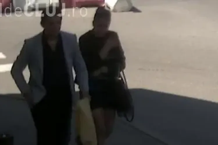 Cum a rămas un bătrânel din Dej fără borseta plină cu bani. Un cuplu a luat-o fără pic de jenă VIDEO