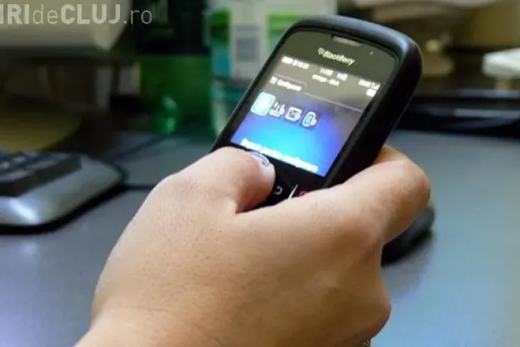 Polițiștii clujeni au recuperat 3.000 de lei ceruți prin metoda ”Accidentul”. Un pensionar de 70 de ani a fost ager la minte