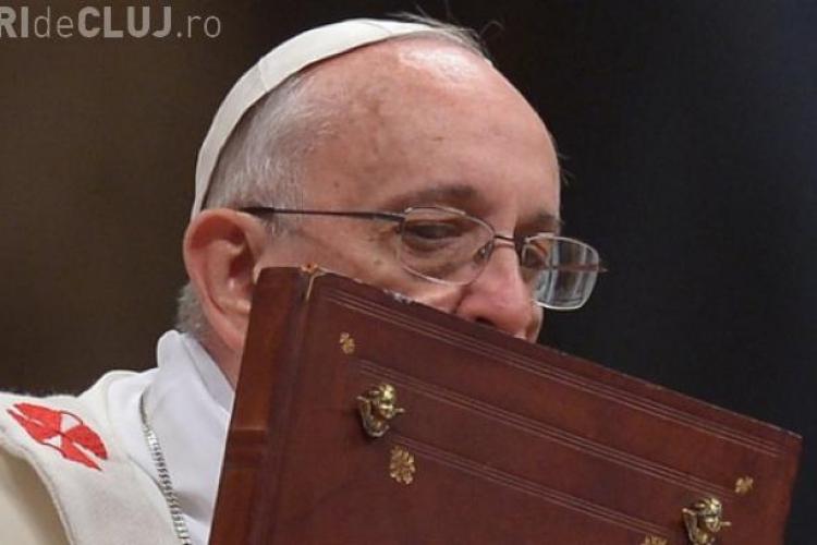 Papa Francisc recunoaște că uneori este imposibil pentru soţi să rămână împreună