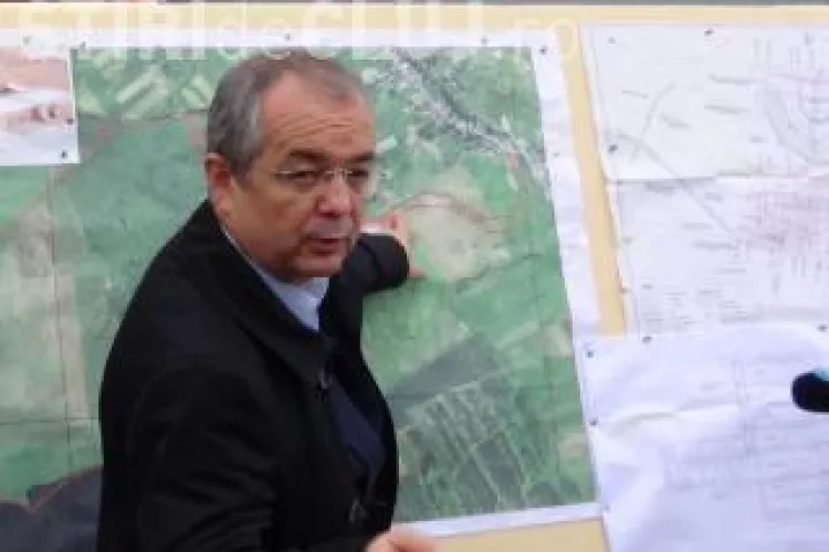 Primăria a început lucrările la drumul către cartierul Lomb. Va fi afectată și strada Oașului