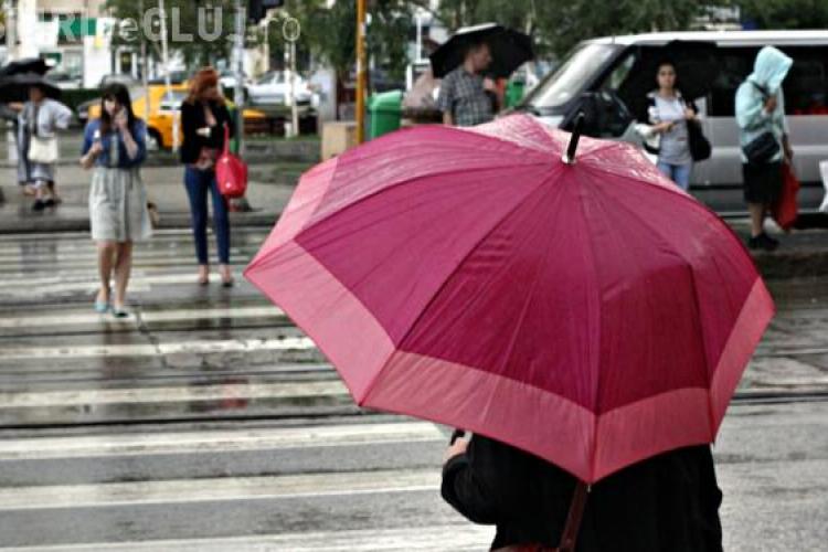 Zile ploioase anunțate de meteorologi la Cluj. Vezi cât durează precipitațiile