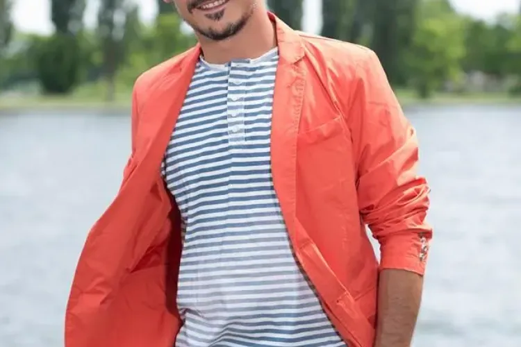 Prima reacție a lui Răzvan Simion, după ce paparazzi au aflat că are o aventură. Ce se întâmplă de fapt