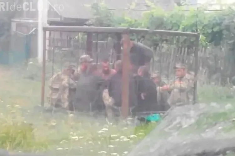 Cum sunt pedepsiţi militarii din Ucraina prinşi băuți - VIDEO