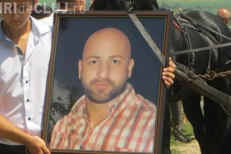 Dafinel, motociclistul mort pe DN 1C, condus pe ultimul drum de 1000 de oameni - FOTO