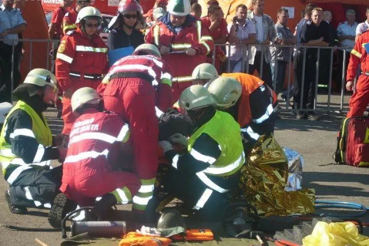 Concurs național de descarcerare și prim ajutor la Cluj