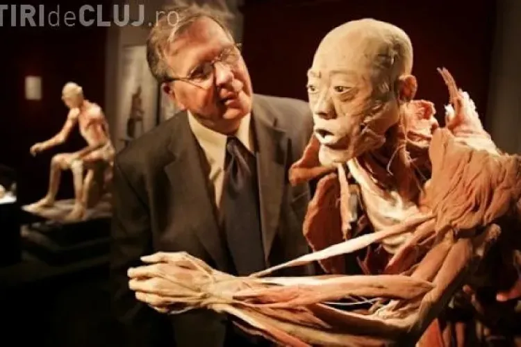 Expoziţie de cadavre umane reale la Iulius Mall Cluj. PROGRAMUL expoziției care a ȘOCAT la Antipa