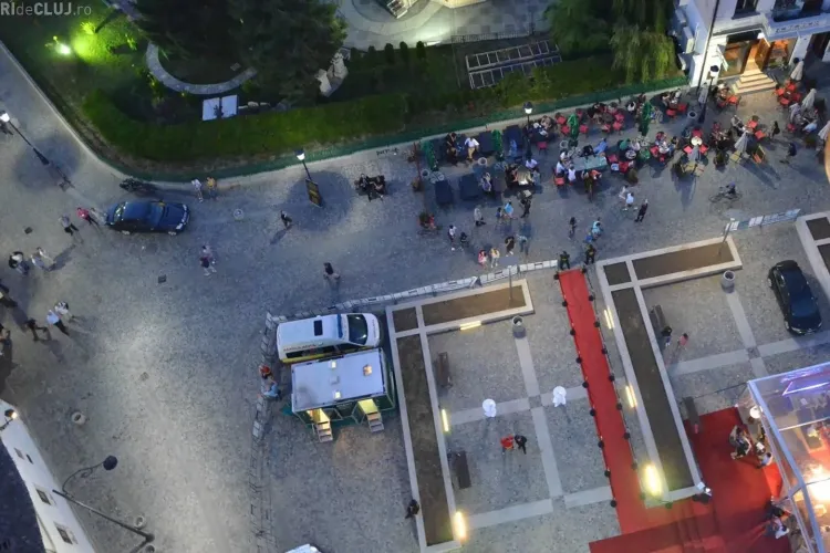 Cum poți câștiga o urcare pe platforma ce va fi ridicată deasupra Clujului