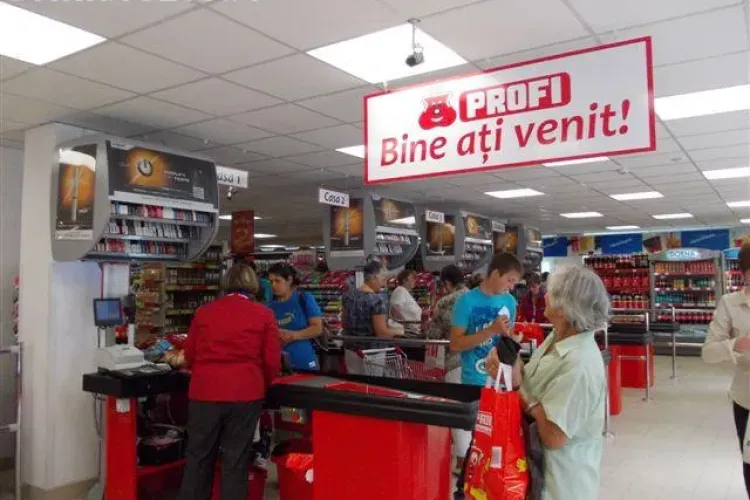 Profi a prezentat reclamația clujencei UMILITĂ la casiere. E total AGRAMATĂ
