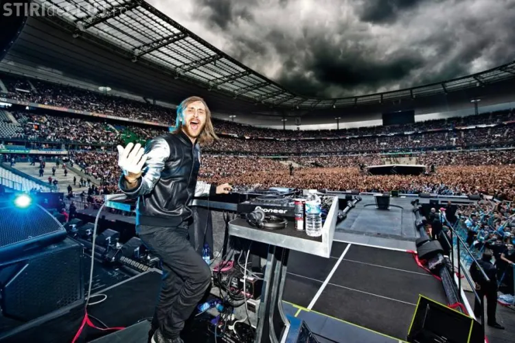 PROGRAM UNTOLD FESTIVAL - Unde vor fi amplasate scenele și când cântă David Guetta, Avicii și Armin van Buuren