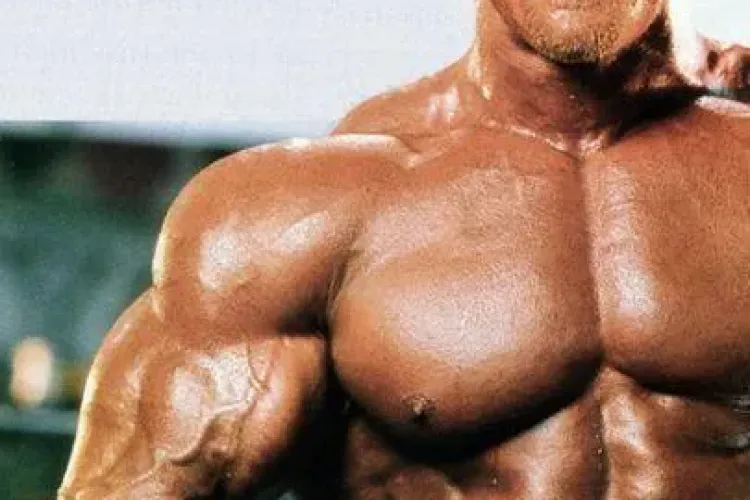 Transformarea șocantă a unui culturist. Cum arată după 3 luni de terapie intensivă FOTO